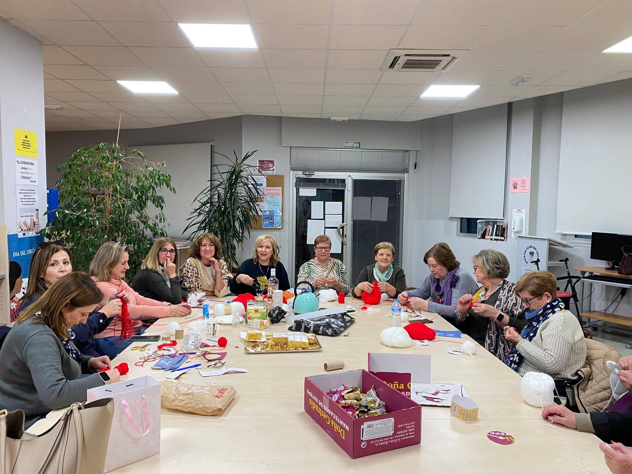 Merienda Navideña Crochetera 2025